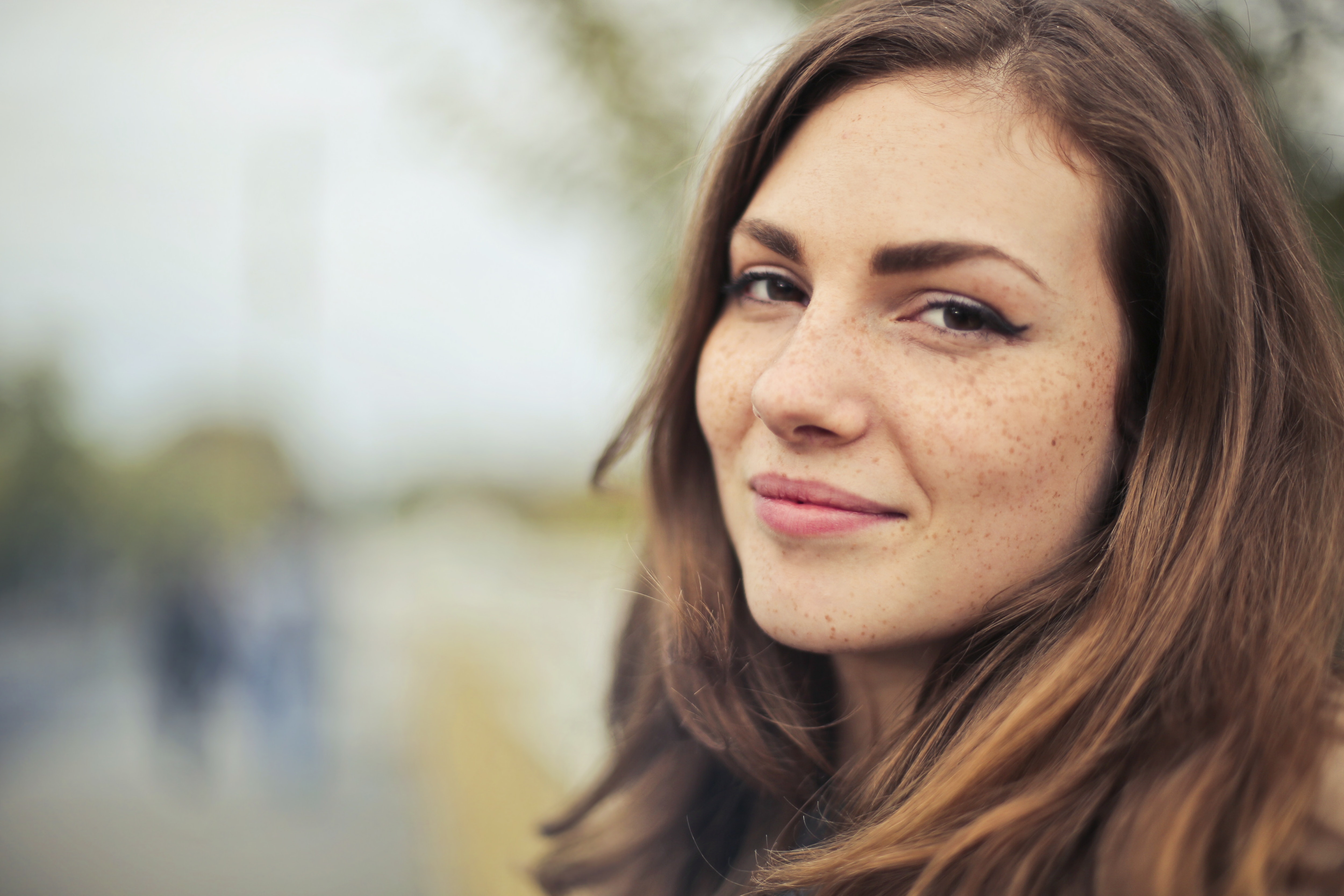 woman_brown_hair